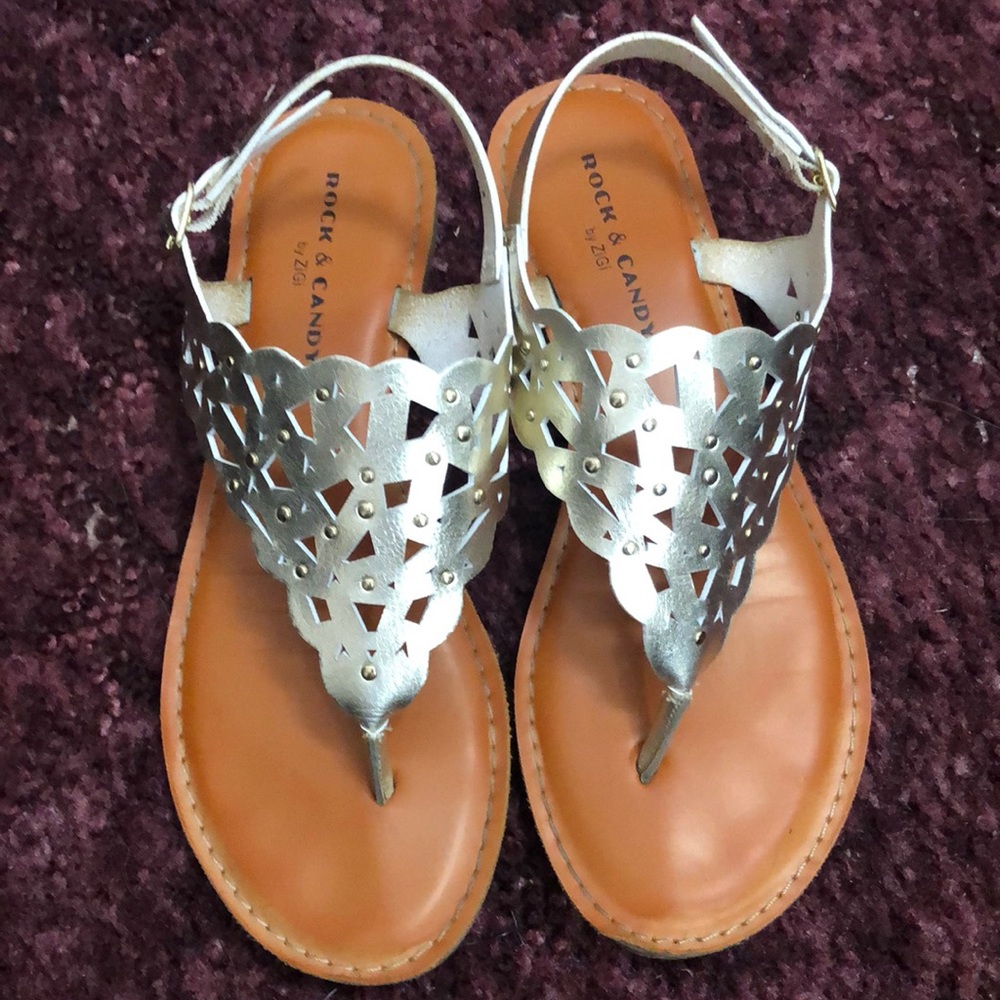 Rock & Candy by Zigi Sandal. Gold. Size 8.
